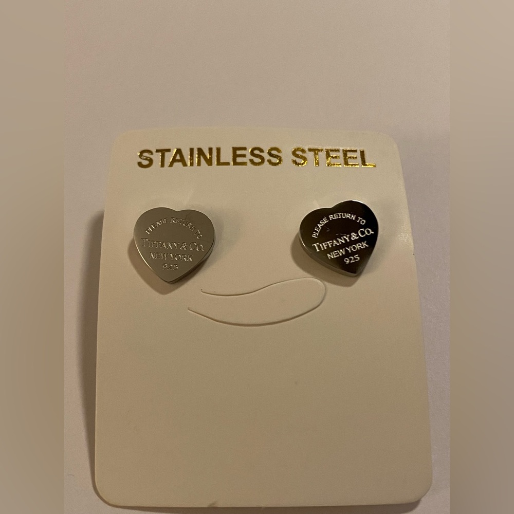 Silver Tiffany & co. Heart Earrings - COPIES